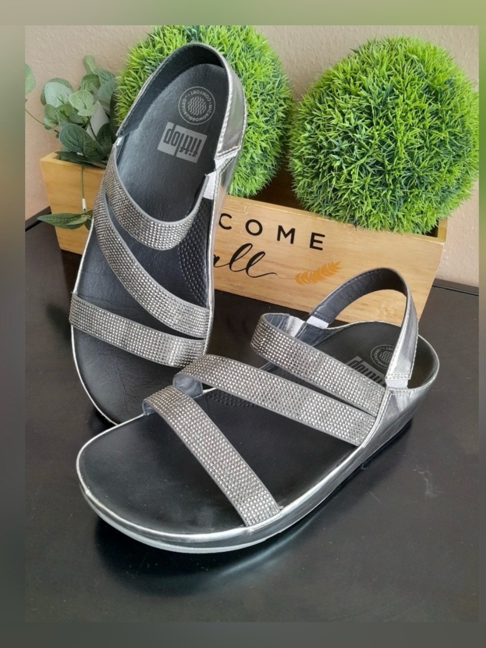 Fitflop Glitterball Silver and Black Platform Sandals - Size US8/EU39